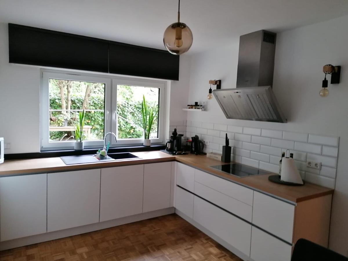 Moderne Familienfreundliche Wohnung Am Waldrand Von Pruem Mit Terrasse Exterior photo